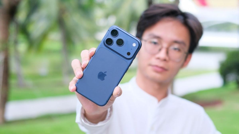 Bùng Nổ Công Nghệ: Đánh Giá Sự Khác Biệt Giữa iPhone 16 và iPhone 17 Pro