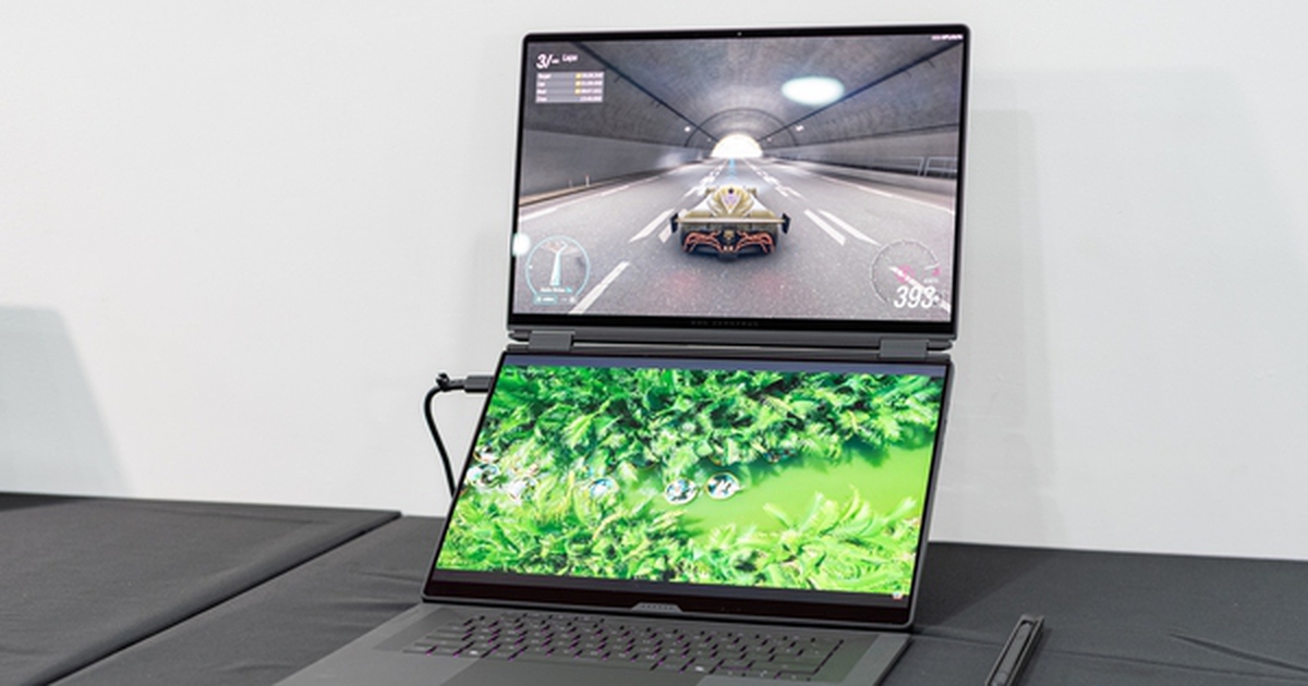 Laptop màn hình kép Zephyrus Duo: trạm làm việc di động cho game thủ và người sáng tạo