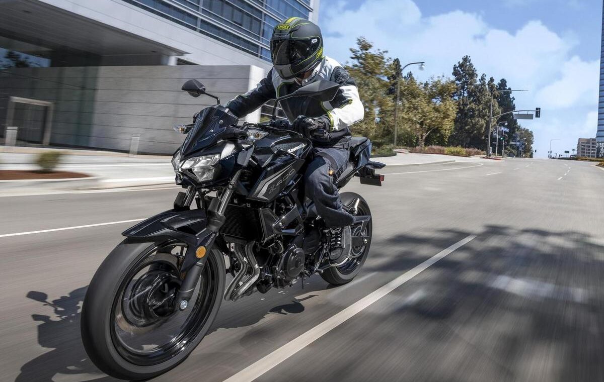 Kawasaki Z400 2027: Siêu Môtô Mới Đầy Hứa Hẹn Đối Đầu Yamaha MT03