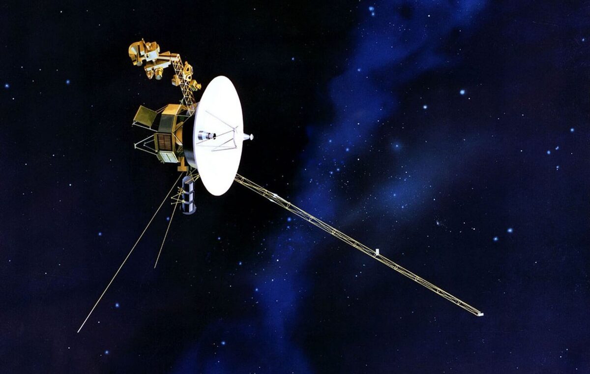 NASA Đảm Bảo Tàu Voyager 2 Tiếp Tục Hoạt Động Từ Khoảng Cách Hơn 21 Tỷ Km