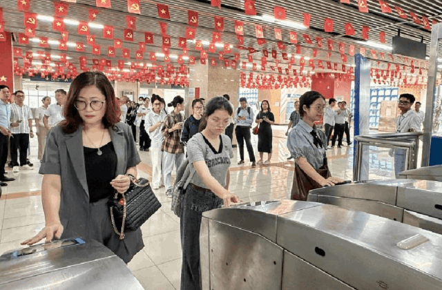 Giao thông liên hoàn ở Hà Nội: Metro kết hợp Be để giải quyết chặng đầu – chặng cuối