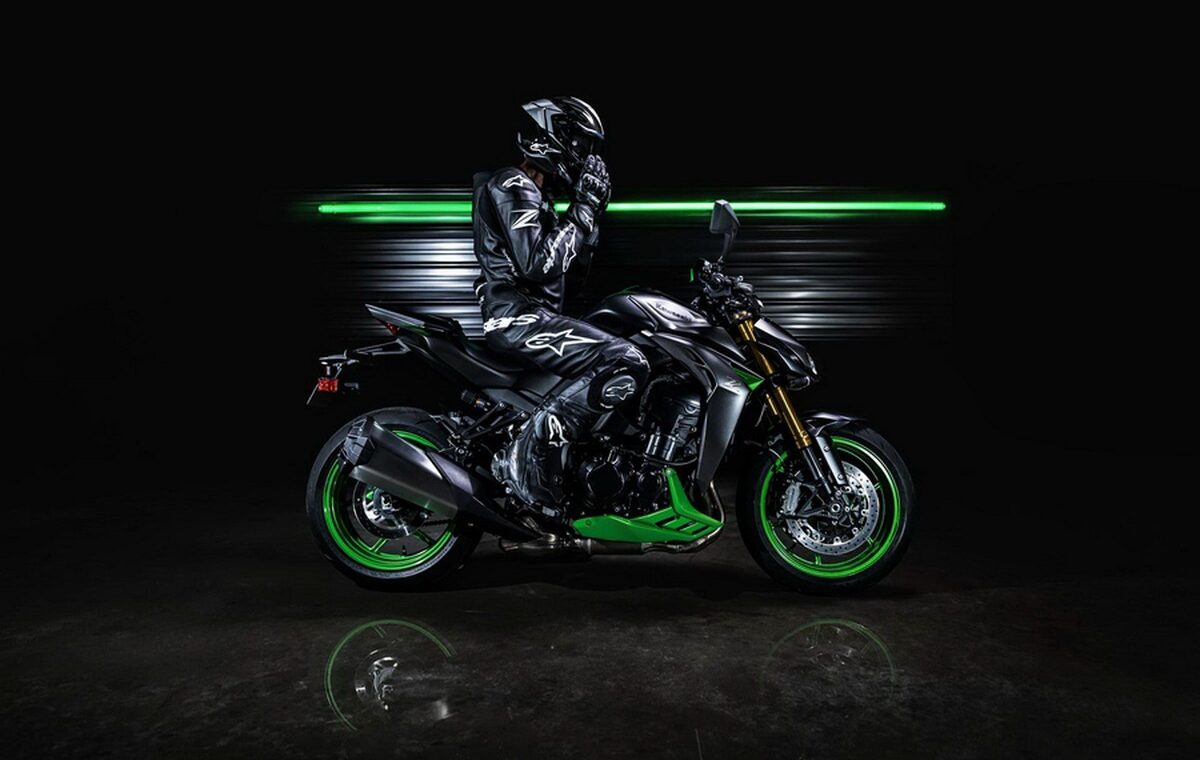 Kawasaki Z1100 2027: nakedbike 1.099cc tái xuất với diện mạo mới và công nghệ an toàn cao cấp