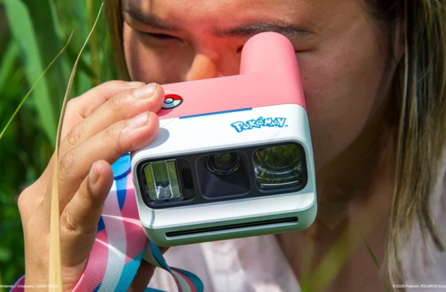 Polaroid hợp tác Pokémon: bộ sưu tập máy ảnh lấy liền, phim và phụ kiện kỷ niệm 30 năm