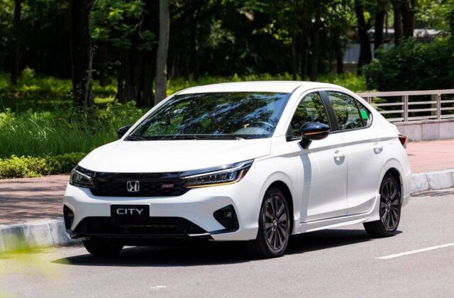Honda City hạ sâu: cơ hội mua hay chờ bản nâng cấp?