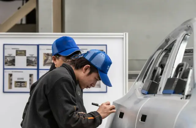 Gần 4,3 triệu xe bị triệu hồi tại Trung Quốc vì tay nắm cửa ẩn: nguyên nhân, quy mô và giải pháp