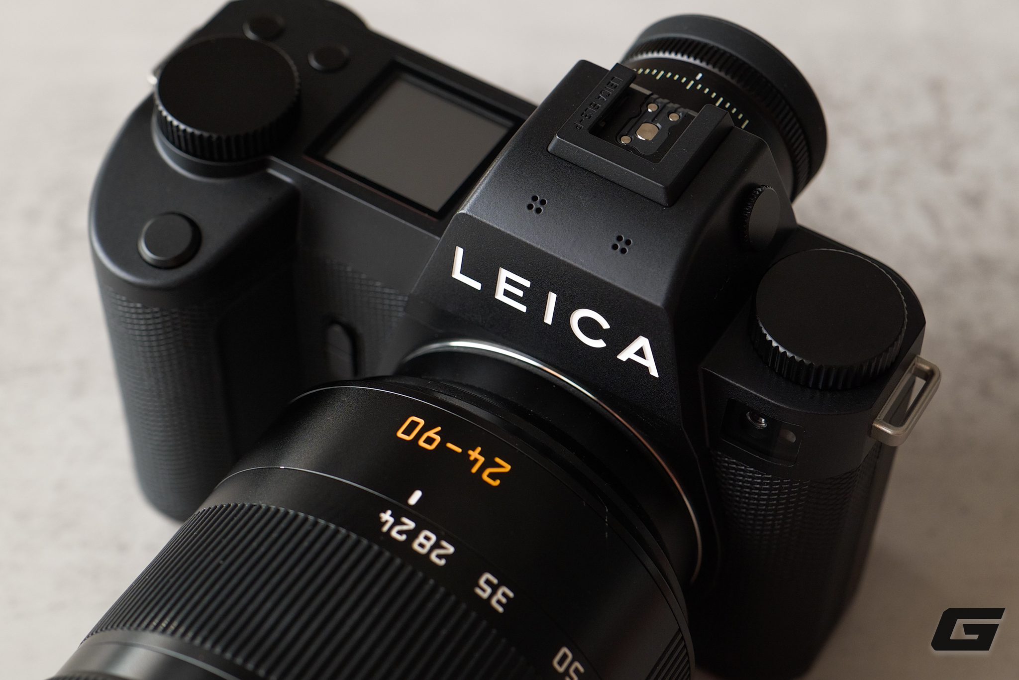 bf01904-1783269236174944173734 Trên tay và trải nghiệm nhanh Leica SL3-P: Chiếc máy ảnh vừa mới ra của hãng "logo chấm đỏ" có gì đáng chú ý? - Ảnh 3.