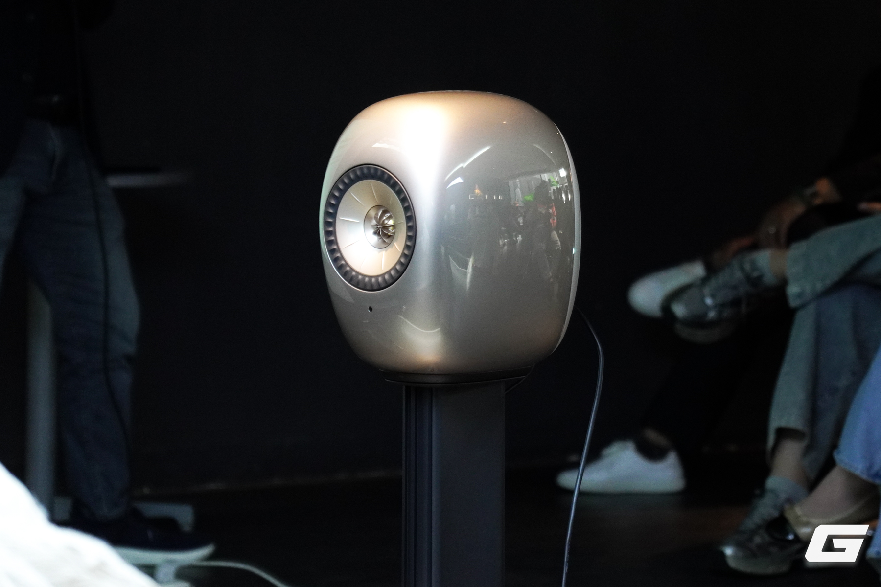 cd08349-17858396372281134489626 KEF mang LS LUXE về Việt Nam: Cặp loa không dây 129 triệu đồng cho giới chơi hi-end muốn “ít dây hơn, nhiều trải nghiệm hơn” - Ảnh 6.