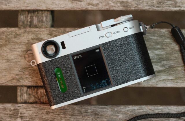 Fujifilm X half: Khi máy ảnh số biến mỗi lần bấm máy thành một trải nghiệm