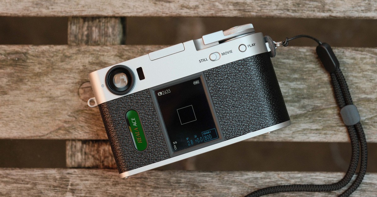 Fujifilm X half: Khi máy ảnh số biến mỗi lần bấm máy thành một trải nghiệm
