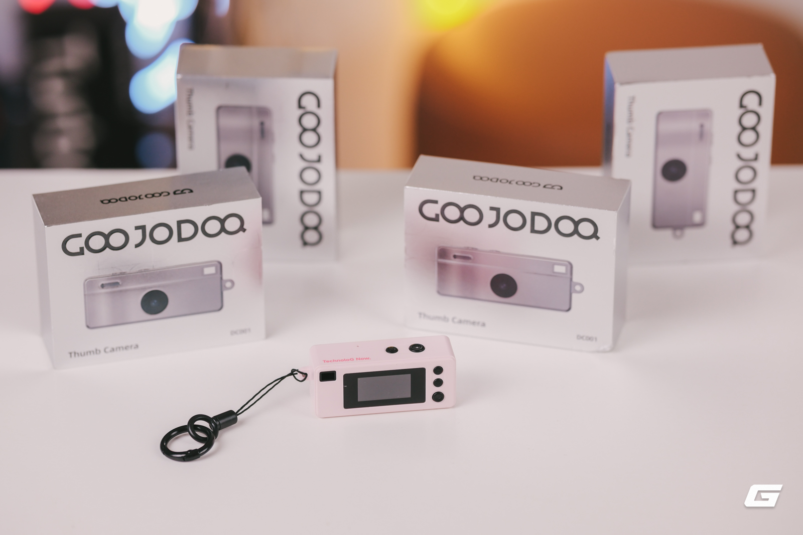 genk-goojodoq-mini-thumb-camera-1-17739976732421505644063 Máy ảnh bé bằng ngón tay cái giá 300.000 đồng - chụp ra ảnh thế nào mà giới trẻ 'phát cuồng - Ảnh 2.
