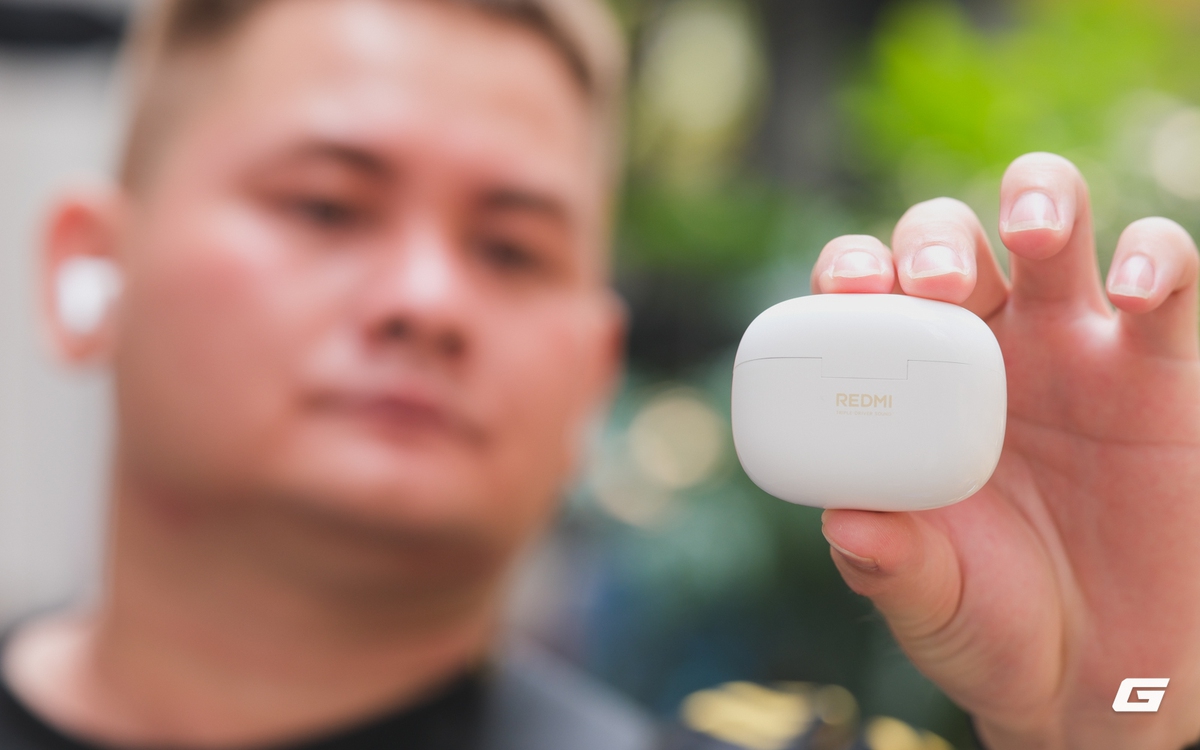 Redmi Buds 8 Pro: Khi tai nghe giá tầm trung làm lại chuẩn mực trải nghiệm âm thanh