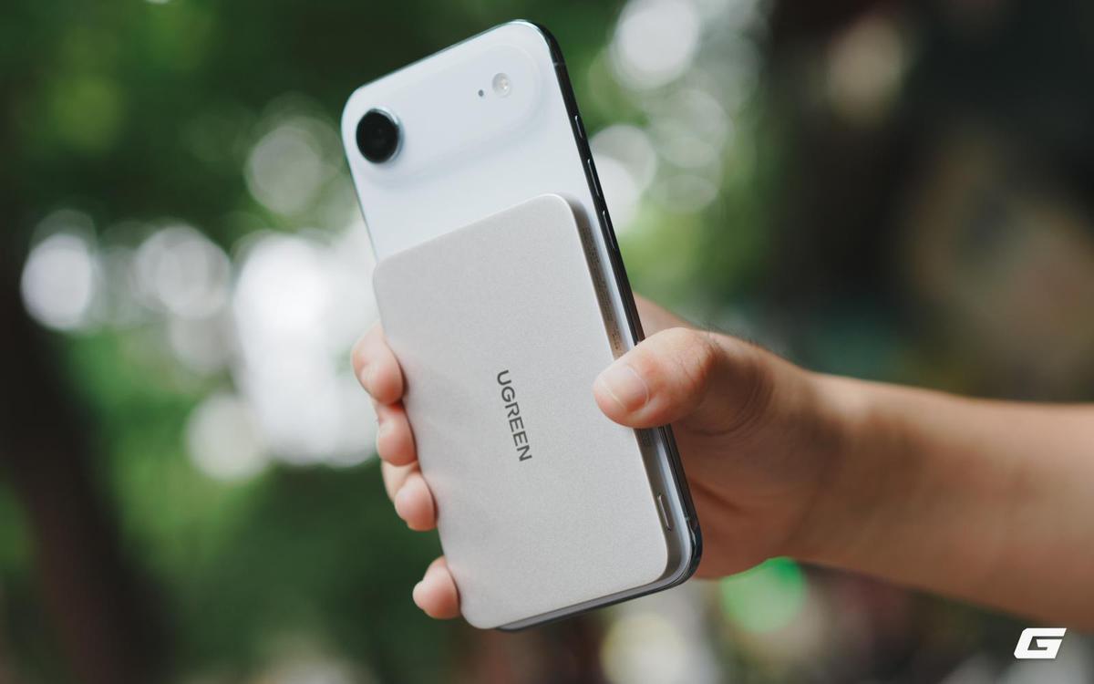 Đánh giá UGREEN Ultra‑Slim: pin MagSafe mỏng, trắng đẹp và sạc 15W cho iPhone