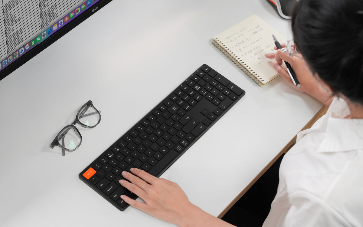 HyperOne Gen 3 Plus: Bàn phím nhôm full‑size 108 phím cho công việc và văn phòng yên tĩnh