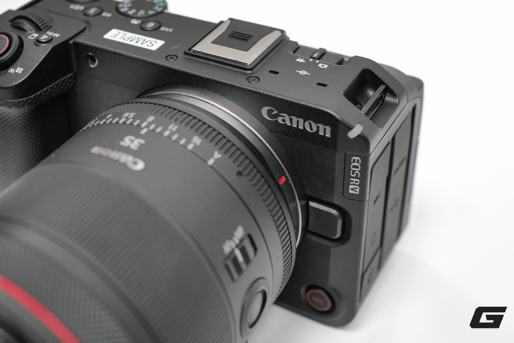 Canon EOS R6 V chính thức ra mắt tại Việt Nam: Máy quay full-frame 7K cho thế hệ creator mới- Ảnh 7. Canon EOS R6 V chính thức ra mắt tại Việt Nam: Máy quay full-frame 7K cho thế hệ creator mới- Ảnh 7.