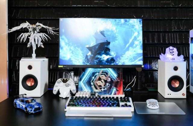 Edifier MR4 MKII: Khi loa kiểm âm hướng thẳng vào góc làm việc của creator và streamer
