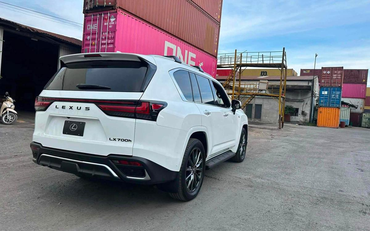 Lexus LX 700h: Mẫu Hybrid Mới Nhất Tại Việt Nam