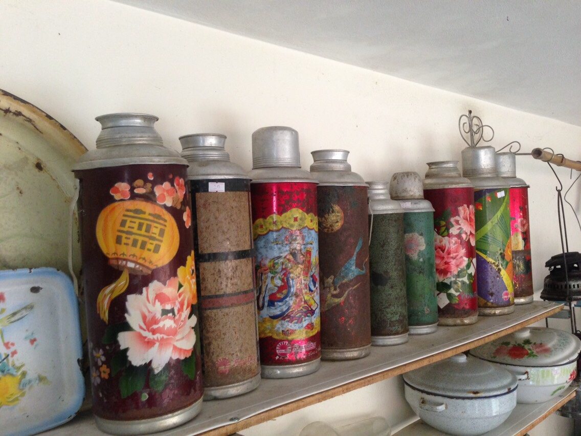 phich-nuoc-thoi-bao-cap-1-1732467442092-1732467442204970561060-1732594948053-1732594948382502747552-113109-1785655632942-1785655633065836740545 Lý Do Phích Nước Dần Biến Mất Trong Các Gia Đình Hiện Đại - Ảnh 1.
