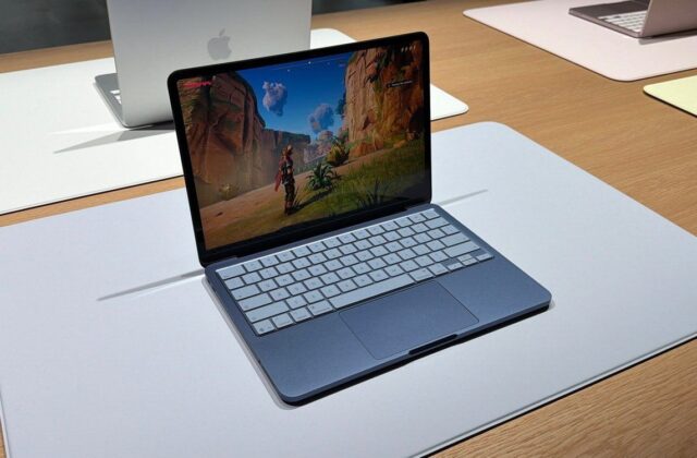 MacBook Neo 16 triệu: Chiến lược ‘vé vào cửa’ giúp Apple thu lợi từ dịch vụ