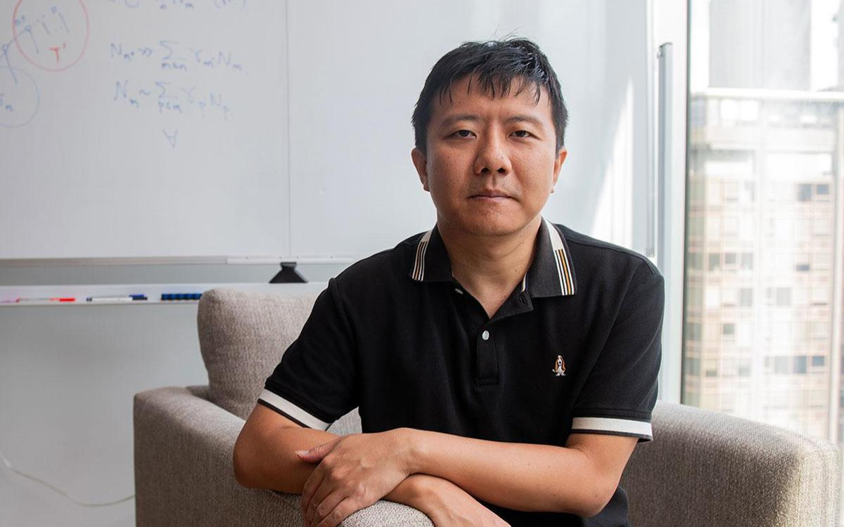 Giáo Sư Đặng Vũ: Hành Trình Đến Giải Nobel Toán Học và Sự Đam Mê Manga