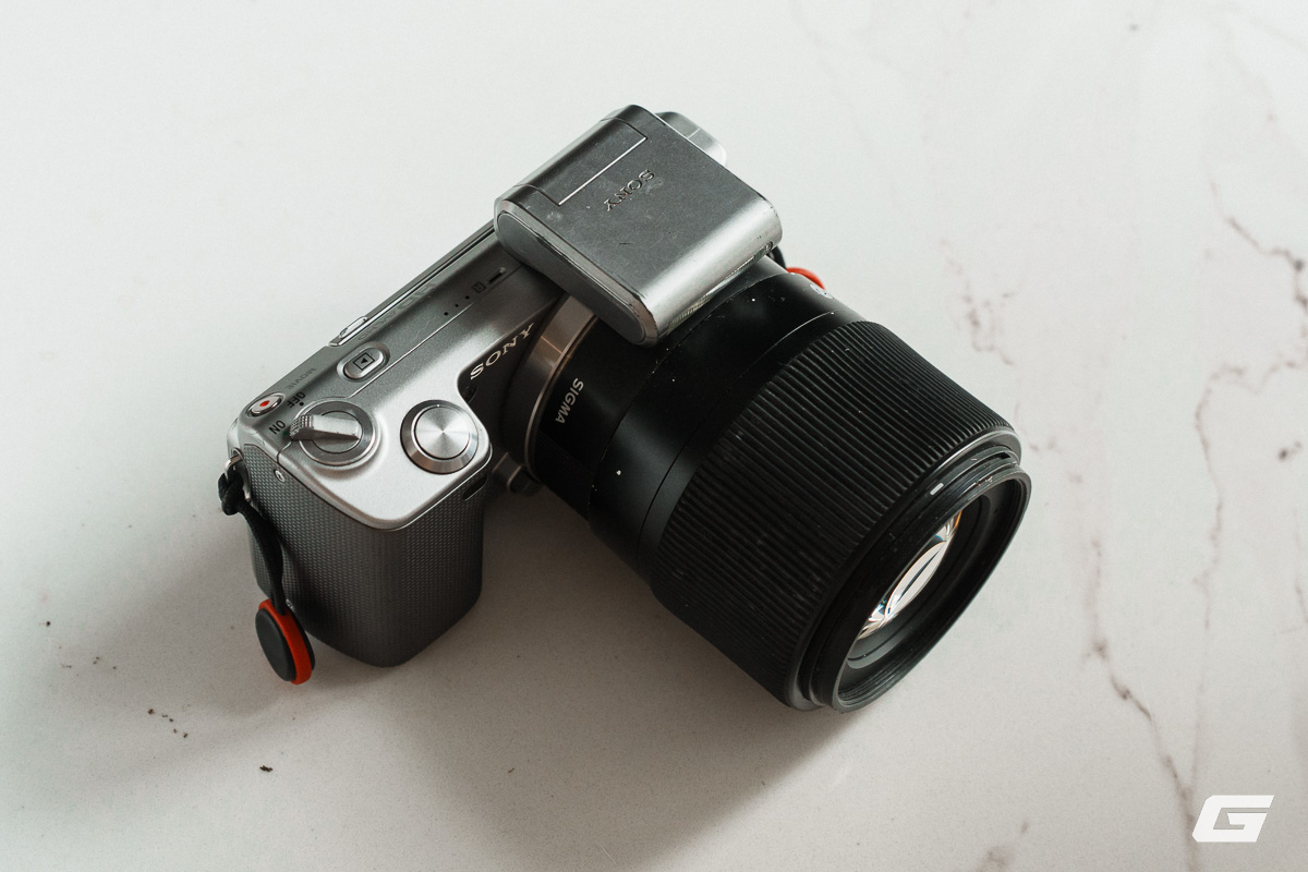 Tôi mua máy ảnh Sony giá 3,5 triệu từ 2010: Chụp vẫn đẹp, nét căng từng pixel nhưng chỉ hợp với hội Tôi mua máy ảnh Sony giá 3,5 triệu từ 2010: Chụp vẫn đẹp, nét căng từng pixel nhưng chỉ hợp với hội