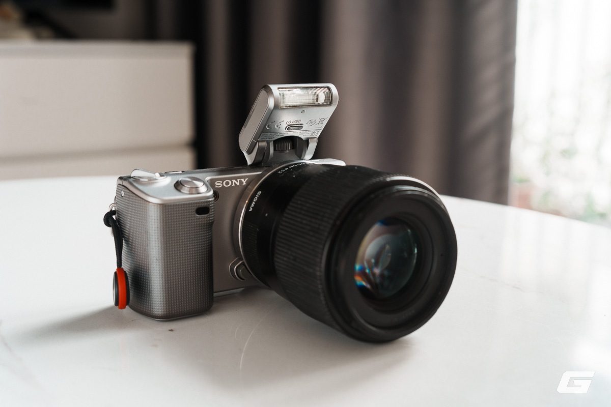 Tôi mua máy ảnh Sony giá 3,5 triệu từ 2010: Chụp vẫn đẹp, nét căng từng pixel nhưng chỉ hợp với hội Tôi mua máy ảnh Sony giá 3,5 triệu từ 2010: Chụp vẫn đẹp, nét căng từng pixel nhưng chỉ hợp với hội