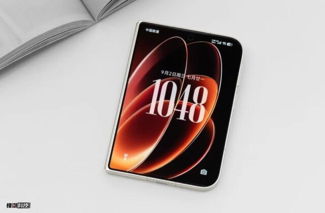 Xiaomi 18 Fold: Điện thoại gập khác lạ, tham vọng chia sân cao cấp