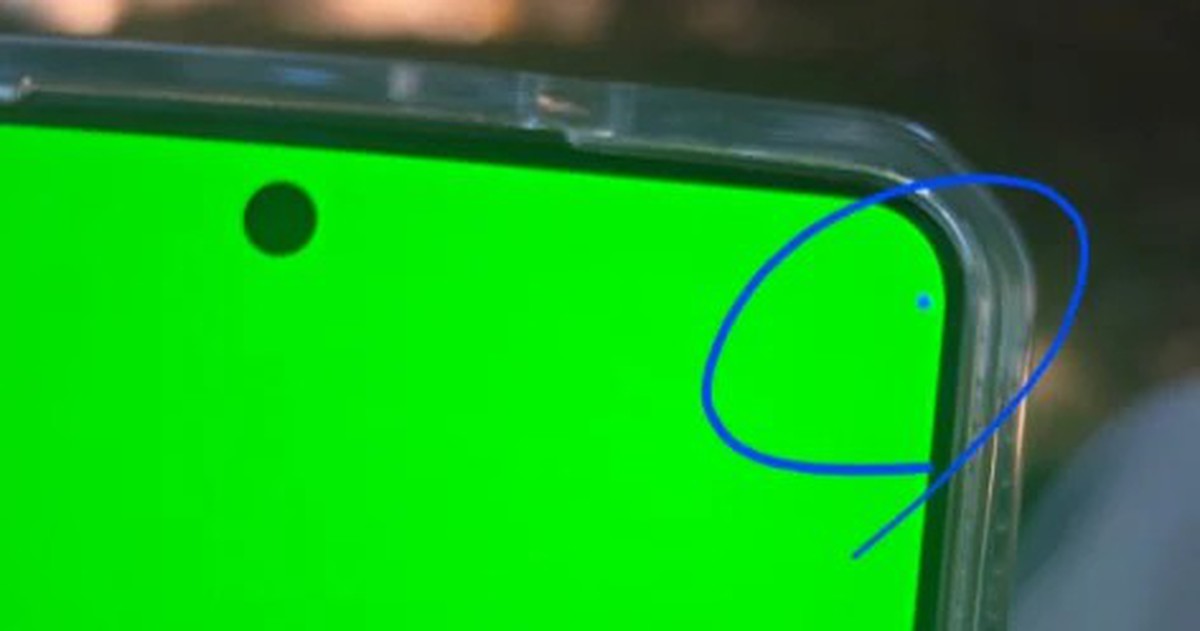 Khi màn hình Galaxy S26 Ultra hiển thị ám màu và dấu chấm lạ: nguyên nhân và cách xử lý