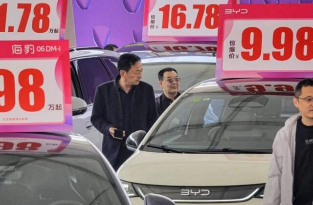 Vì sao giá trị xe điện đã qua sử dụng dao động mạnh: nhìn từ rủi ro nhà sản xuất và thanh khoản thị trường