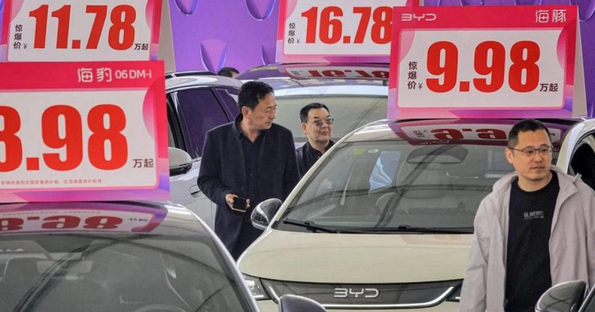 Vì sao giá trị xe điện đã qua sử dụng dao động mạnh: nhìn từ rủi ro nhà sản xuất và thanh khoản thị trường