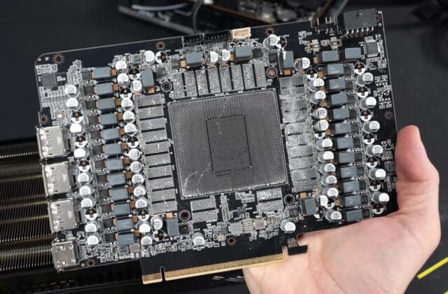 Lừa đảo RTX 5090: Người mua ở Đức mất 1.800 euro vì ‘chiếc card rỗng’