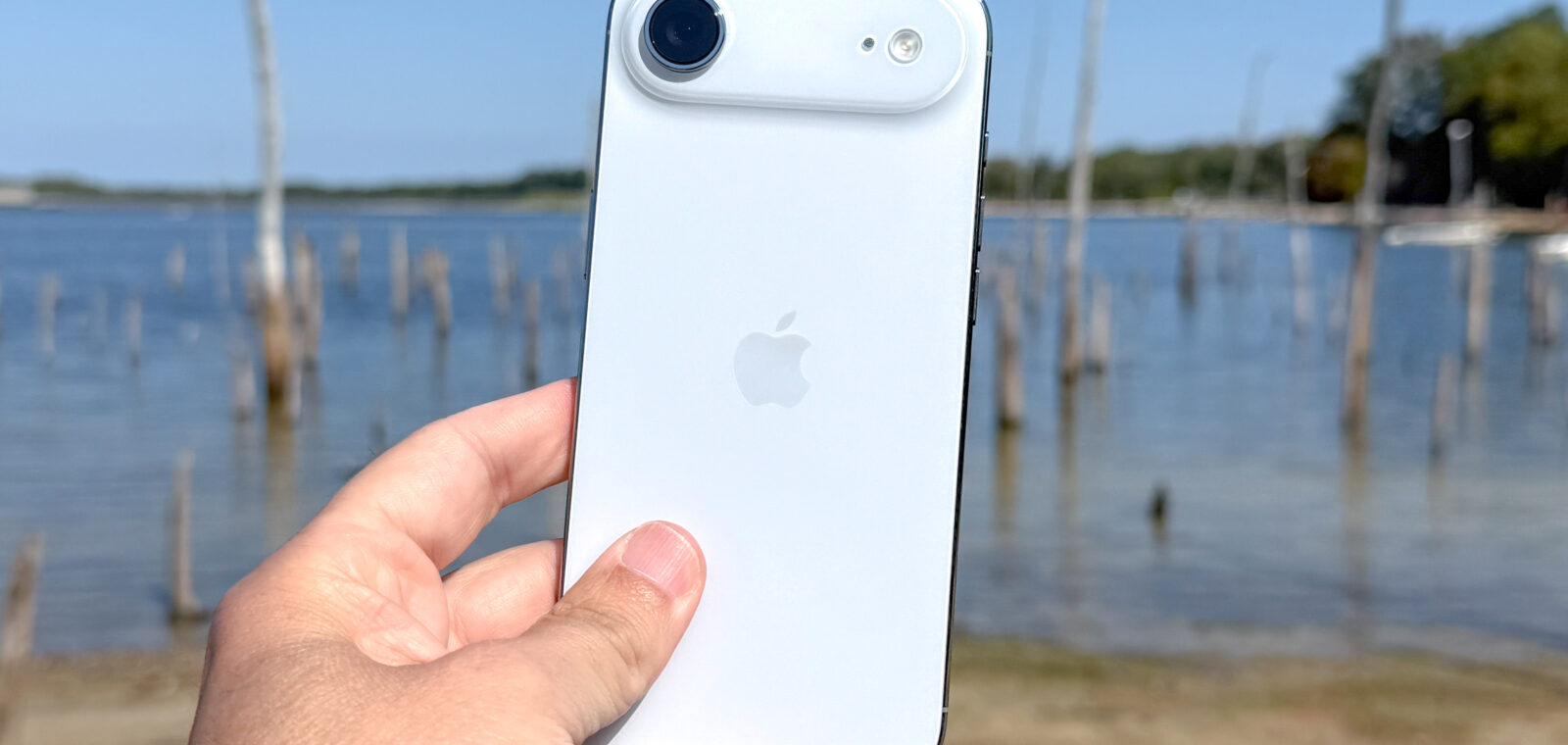Apple bất ngờ điều chỉnh giá iPhone Air ở Việt Nam: bản 1TB tiến sát 54,5 triệu