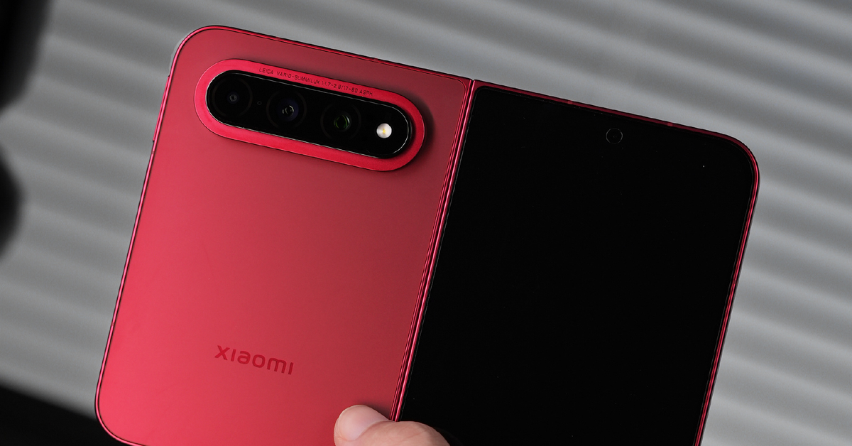 Xiaomi 18 Fold: gập kiểu ‘trung gập’ với chip Xuanjie O3 và RAM LPDDR6